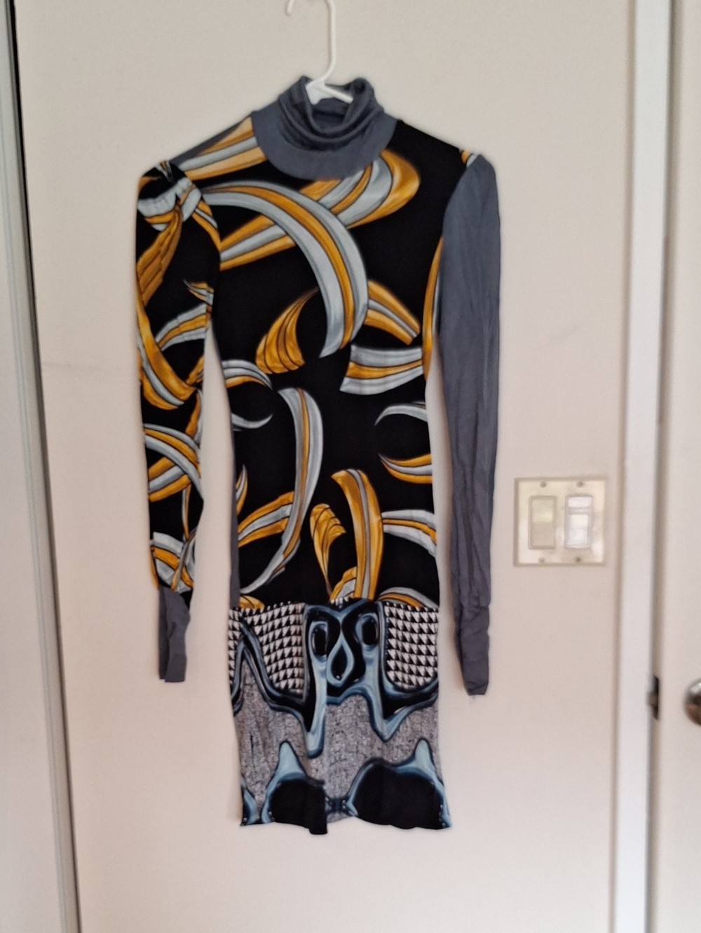 Turtleneck Long-Sleeve Printed Bodycon Dress - Black, Yellow & BlueStretchy